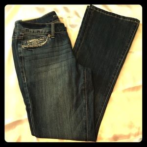 NWT Maurices Mid Rise Boot Cut Denim